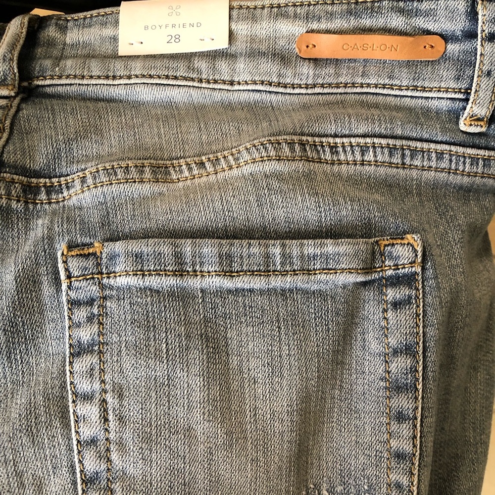 Caslon Brand New Embroidered Boyfriend Jeans💖 - Picture 9 of 14